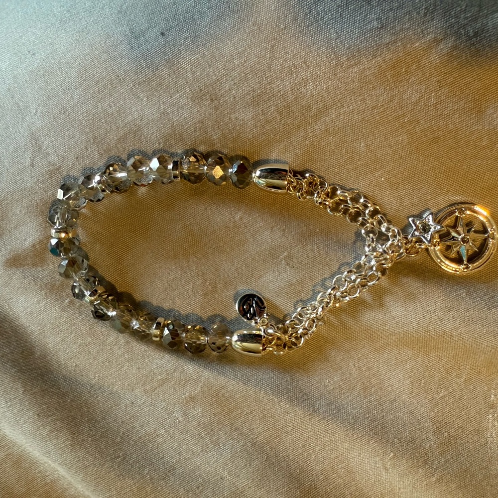 Vera Bradley Elegant Silver Bracelet with Star Charm